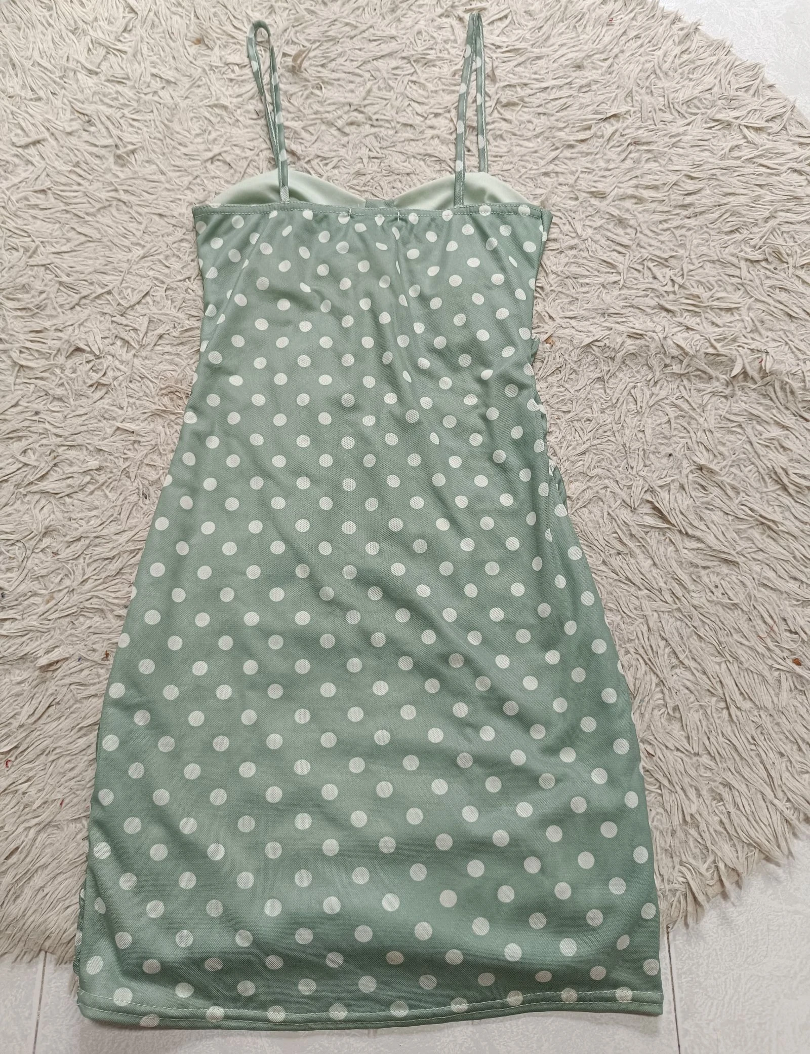 Vestido de bolinhas 🌄 verde pastel / Robe à pois vert pastel – photo 4